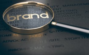 Pequenas e médias empresas têm muito o que se beneficiarem do branding no fortalecimento e posicionamento de marca no mercado.